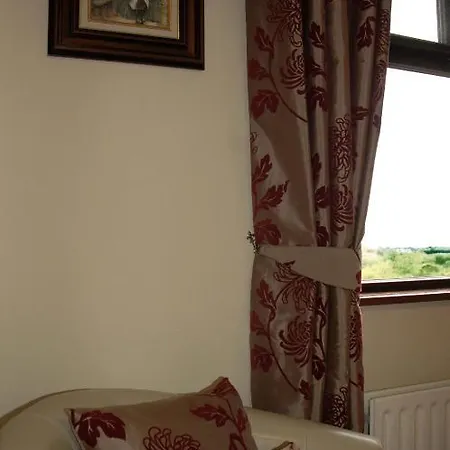 Hazel Grove 4* 康镇